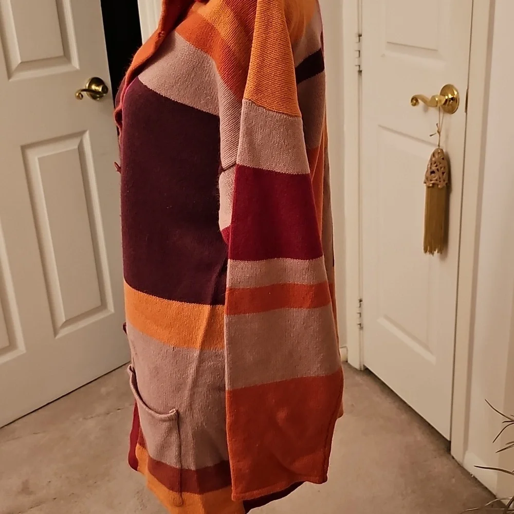 ORANGE MULTI COLOR BUTTON DOWN SWEATER - Picture 4 of 9